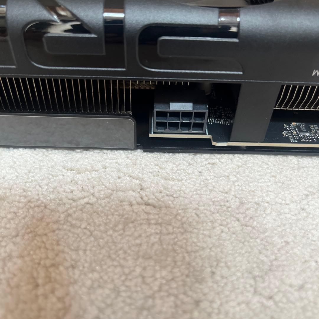 ASUS RTX 5060ti 8GB 美品