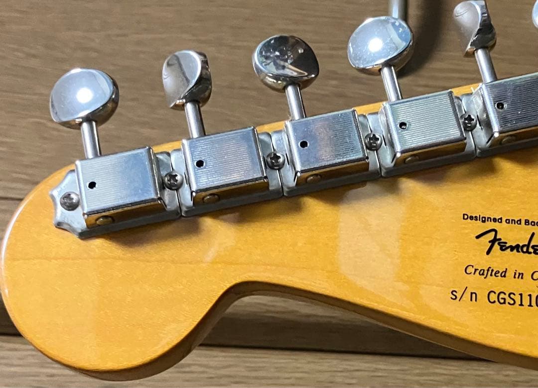 ギター Squier classic vibe 60s stratocaster