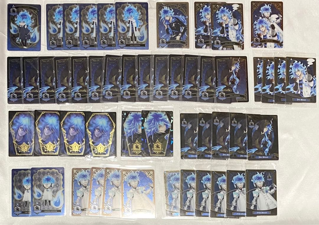 ツイステ　アクスタ　缶バッジ　バースデー　ナムコ　Q-pot イデア　フィギュア