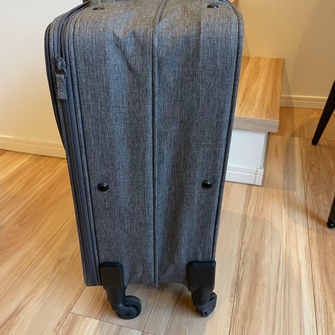無印良品 半分の厚みで収納できるソフトキャリー ケース　グレー　S 美品　畳める