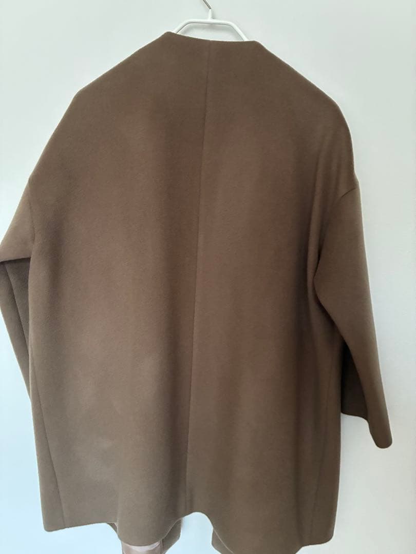 2023AWマルティニーク ドロップショルダーノーカラーコート　モカ　ブラウン