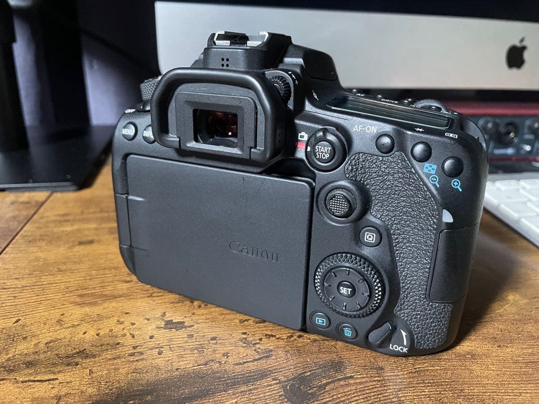 Canon EOS 90D デジタル一眼レフカメラ