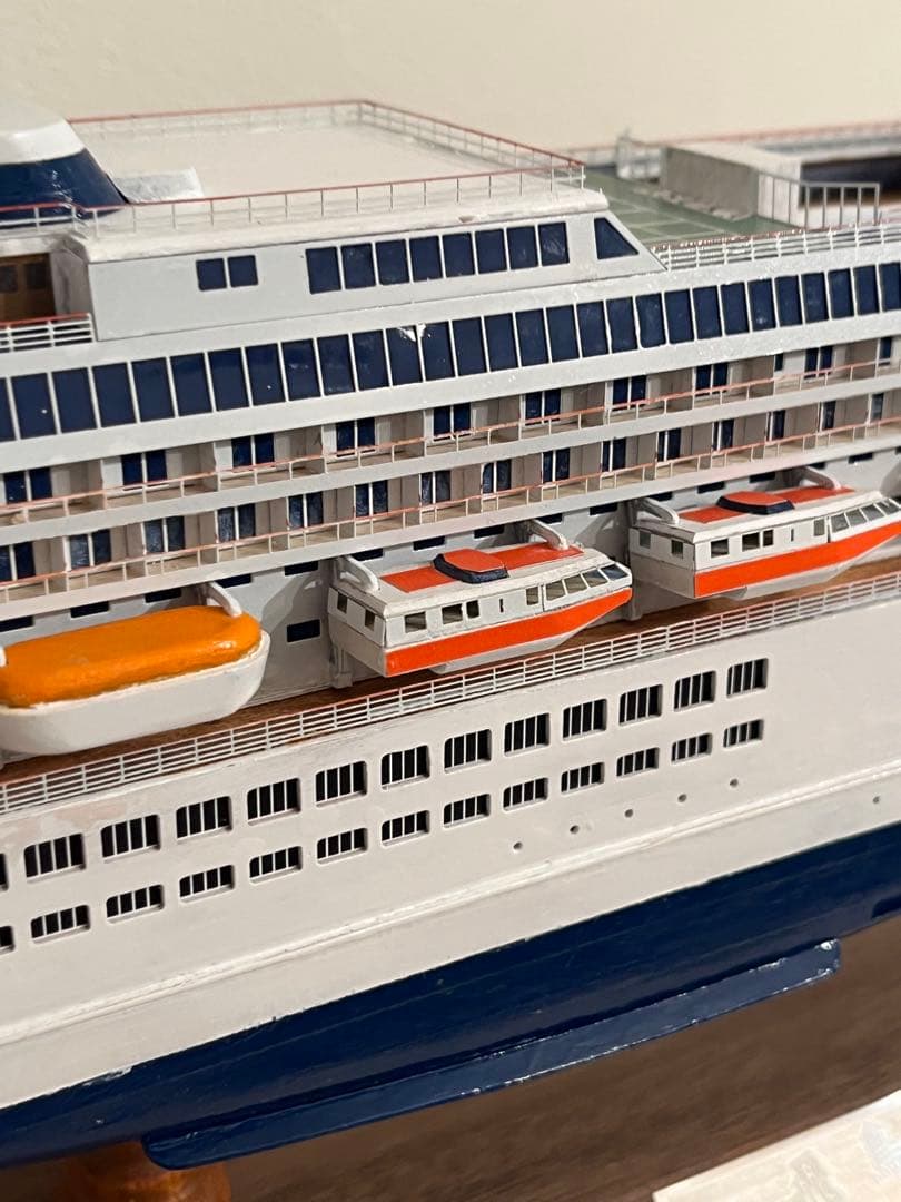 飛鳥II 完成品　木製型　船　モデル　ウッディジョー　手作り