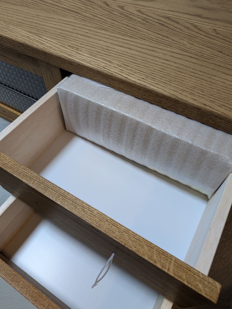 adepeche cadeal TV board 1200 未使用品 訳あり