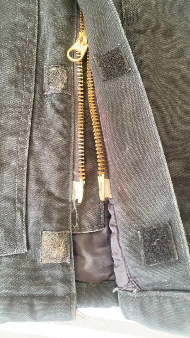 Carhartt ブラックジャケット　ダブルジップ