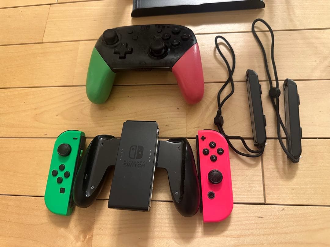 モンさん専用￼保険ありNintendoSwitch本体+付属品セット