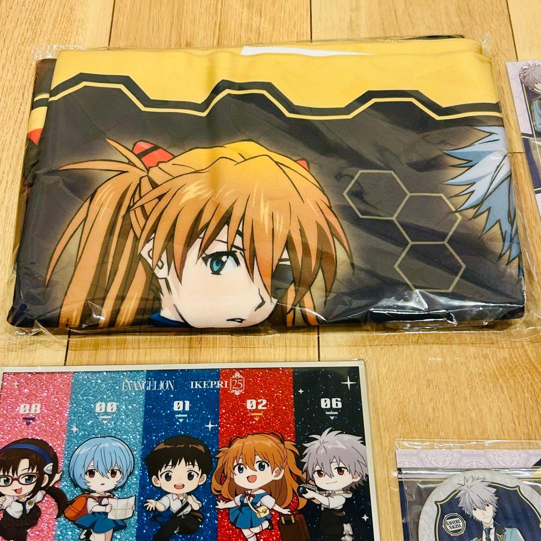 池袋プリンスホテル　エヴァンゲリオン　タオル　アクスタ　缶バッチ　色紙　セット①