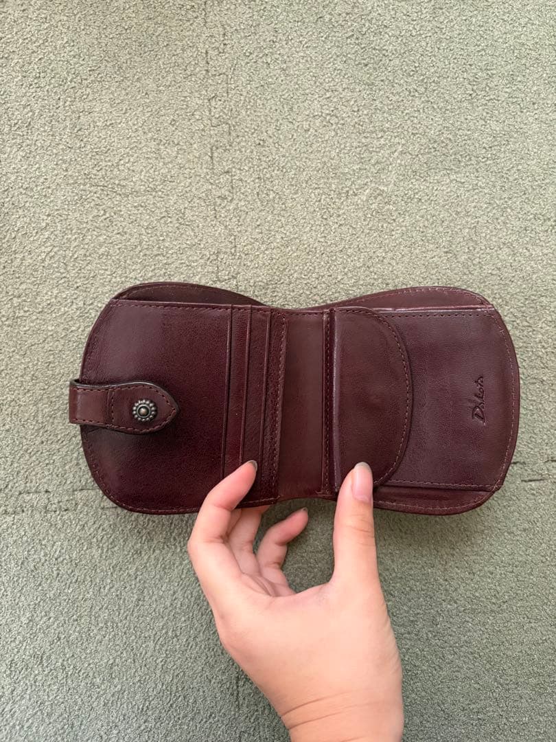 【匿名配送】ダークブラウン レザー 二つ折り財布　ユニセックス