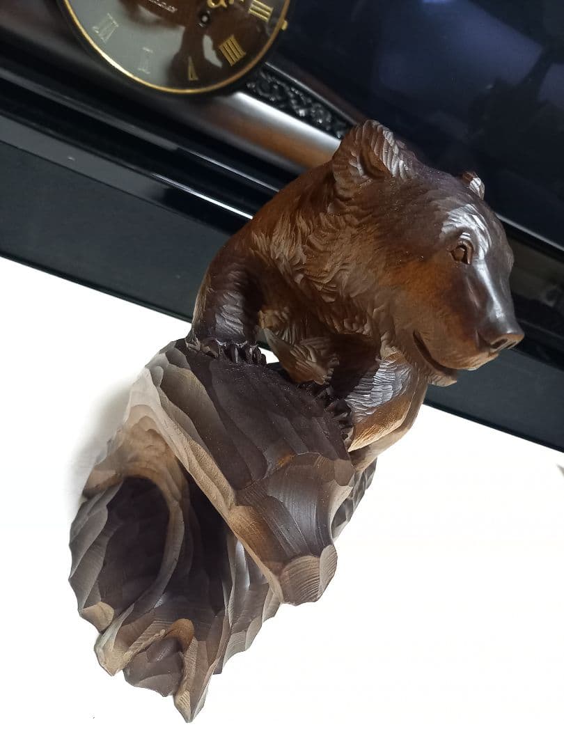 希少　アイヌ　熊　一刀彫　木彫り　堀井作　銘有り　中型　サイズ