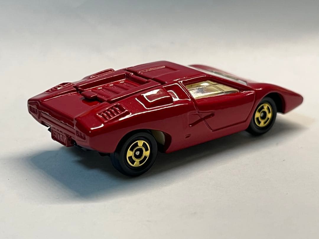 トミカ トミニカ ランボルギーニ カウンタック LP400 貴重品 白シート