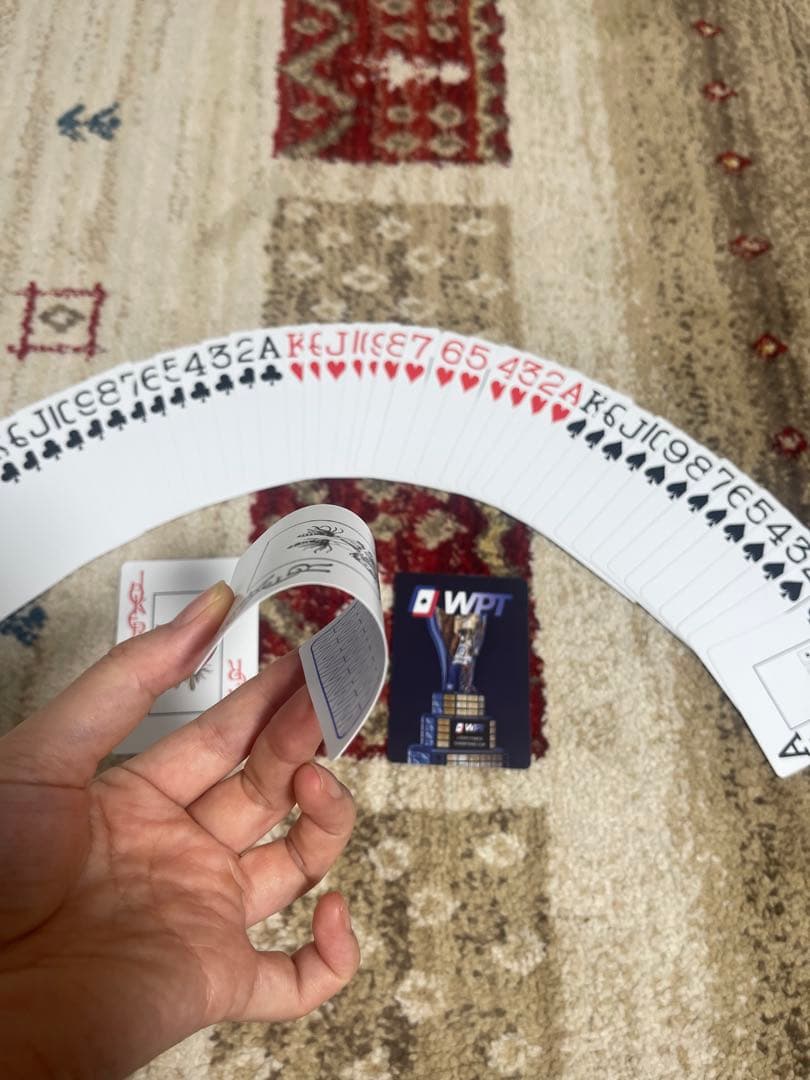 ポーカー大会専用WPT プラスチックトランプ 防水（赤・青30セット)