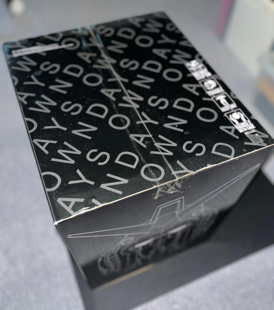 OWNDAYS ガンダムヘッドメガネケース