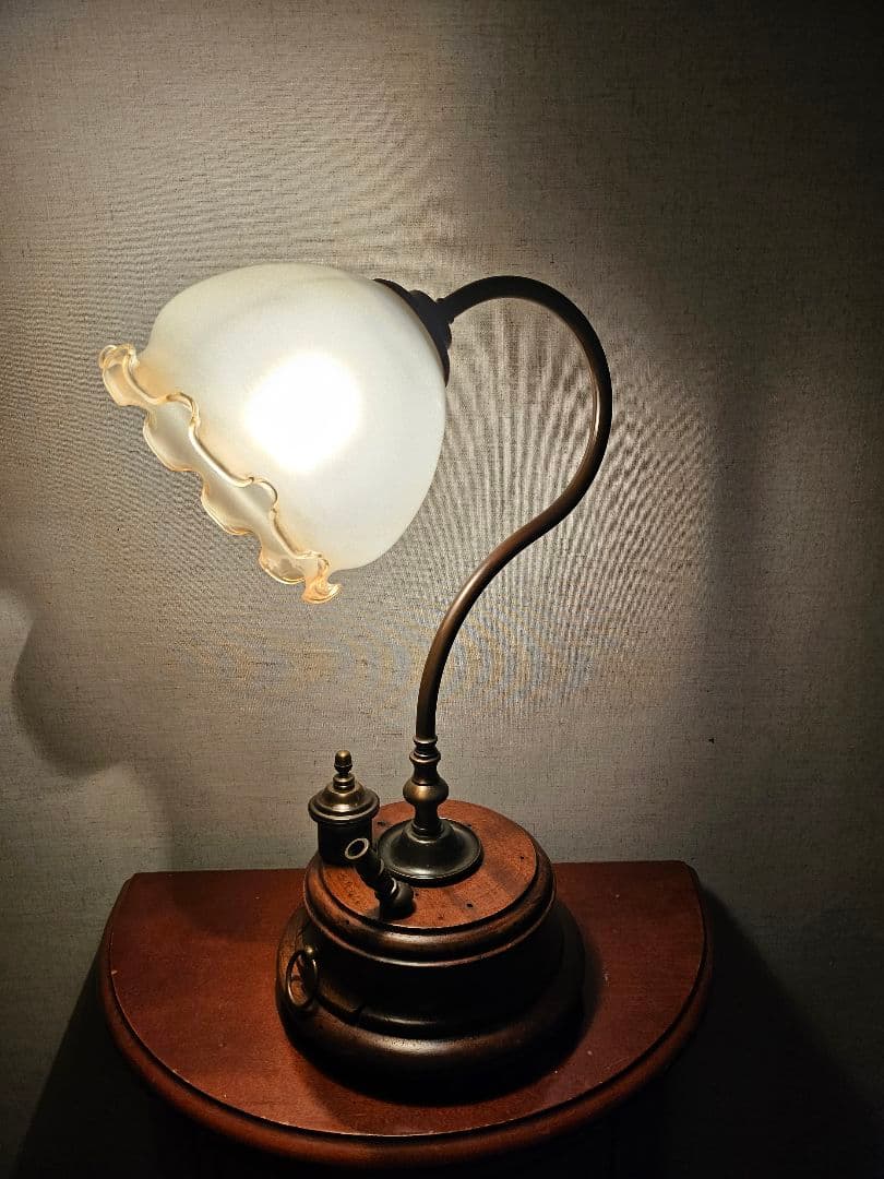 イタリアンアンティークウッドランプ