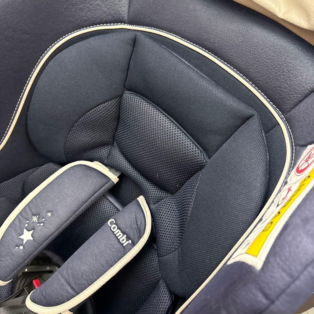 コンビ　クルムーヴ　シンプルライト　チャイルドシート 回転式　新生児から