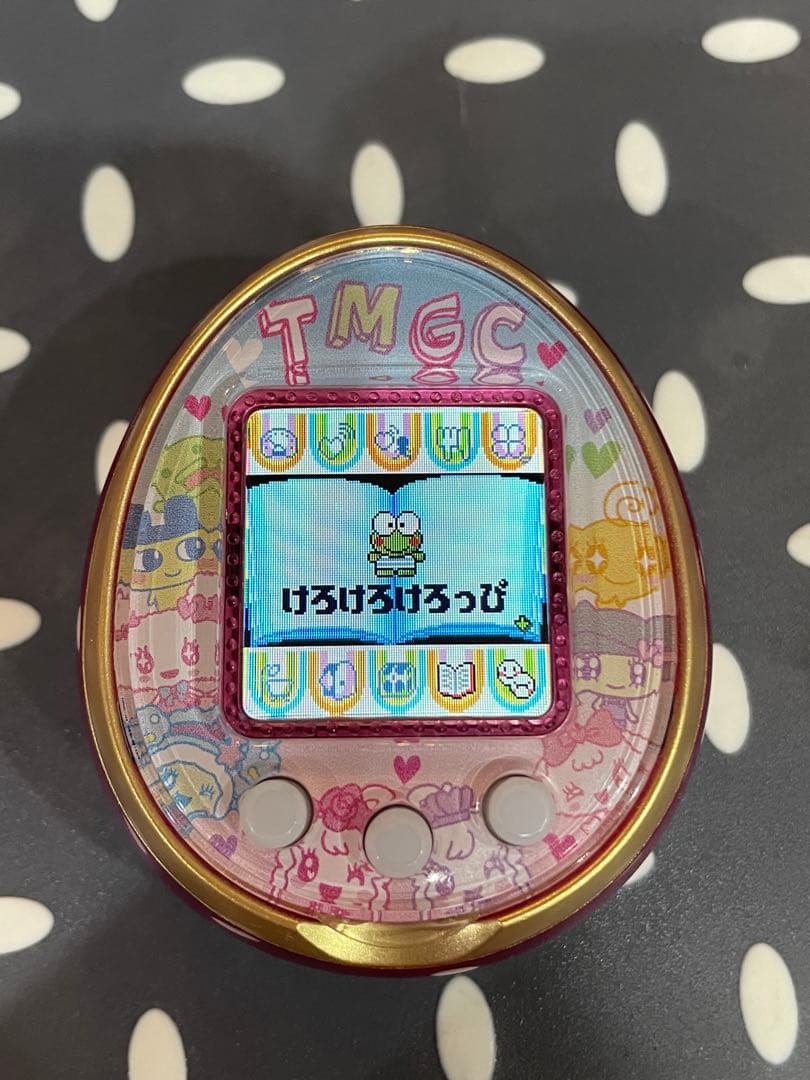 ぴ*ゃ様 たまごっち4U TMGCフレンズスタイル カバー付き ダウンロードあり