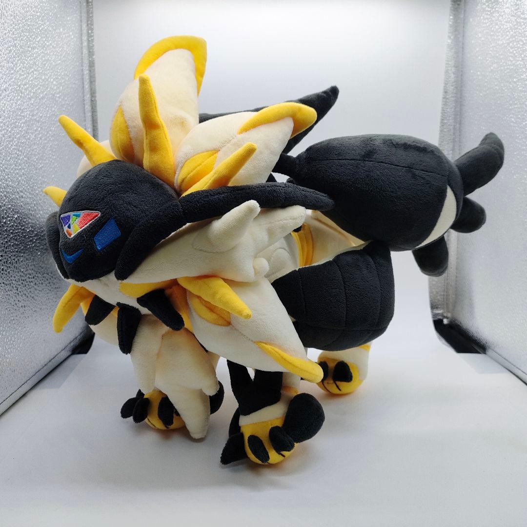 希少　ポケモンセンター　ソルガレオ　ぬいぐるみ　たそがれのたてがみ　ネクロズマ