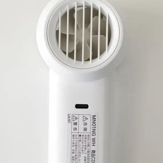 【新品】大容量電池 4000mAh ニトリ 充電式強風冷却プレートハンディファン