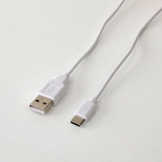 【新品】大容量電池 4000mAh ニトリ 充電式強風冷却プレートハンディファン