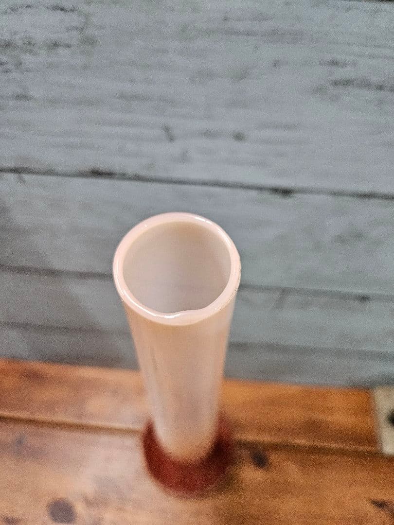 フランスアンティーク ピンクのオパリンガラス 花瓶 一輪挿し グラス 花器