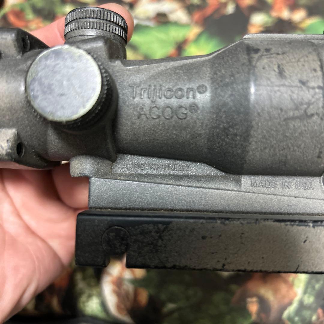 トリジコン Trijicon ACOG 米軍　リアル刻印あり　4倍　スコープ