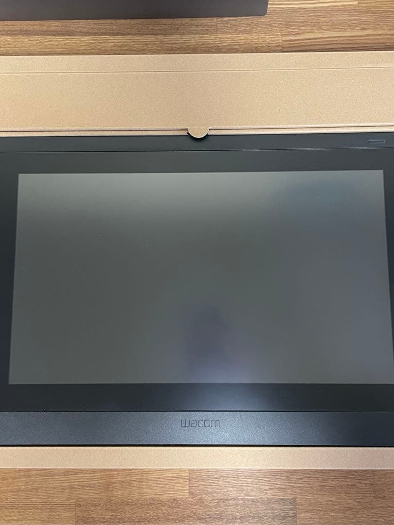 【美品】Wacom Cintiq 16 DTK1660K0D 液タブ