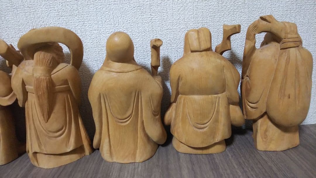 【匿名配送＆送料込】木彫りの七福神 置物 Seven Lucky Gods