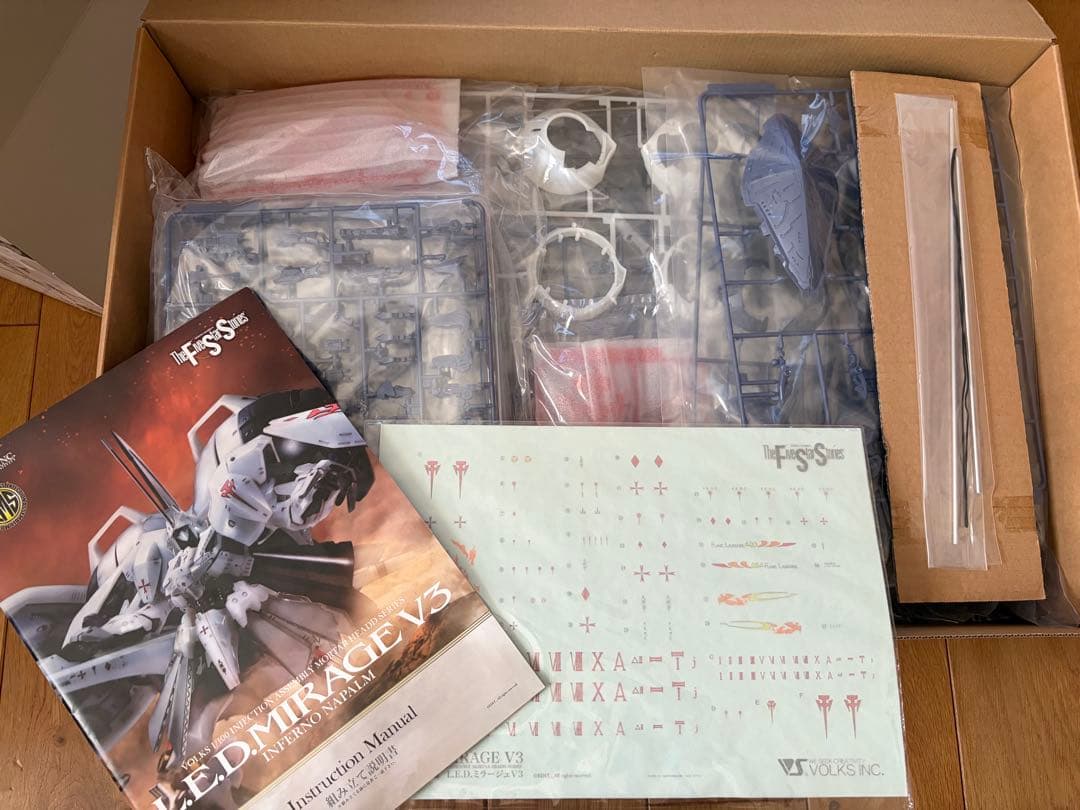 【予約特典版】IMS 1/100 レッドミラージュV3 インフェルノナパーム