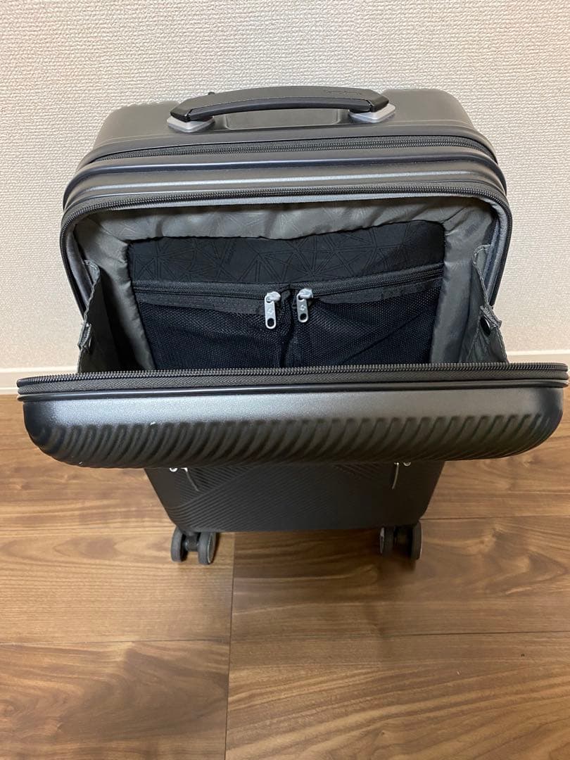 Samsonite ブラック キャリーケース 中型