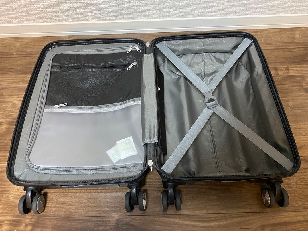 Samsonite ブラック キャリーケース 中型