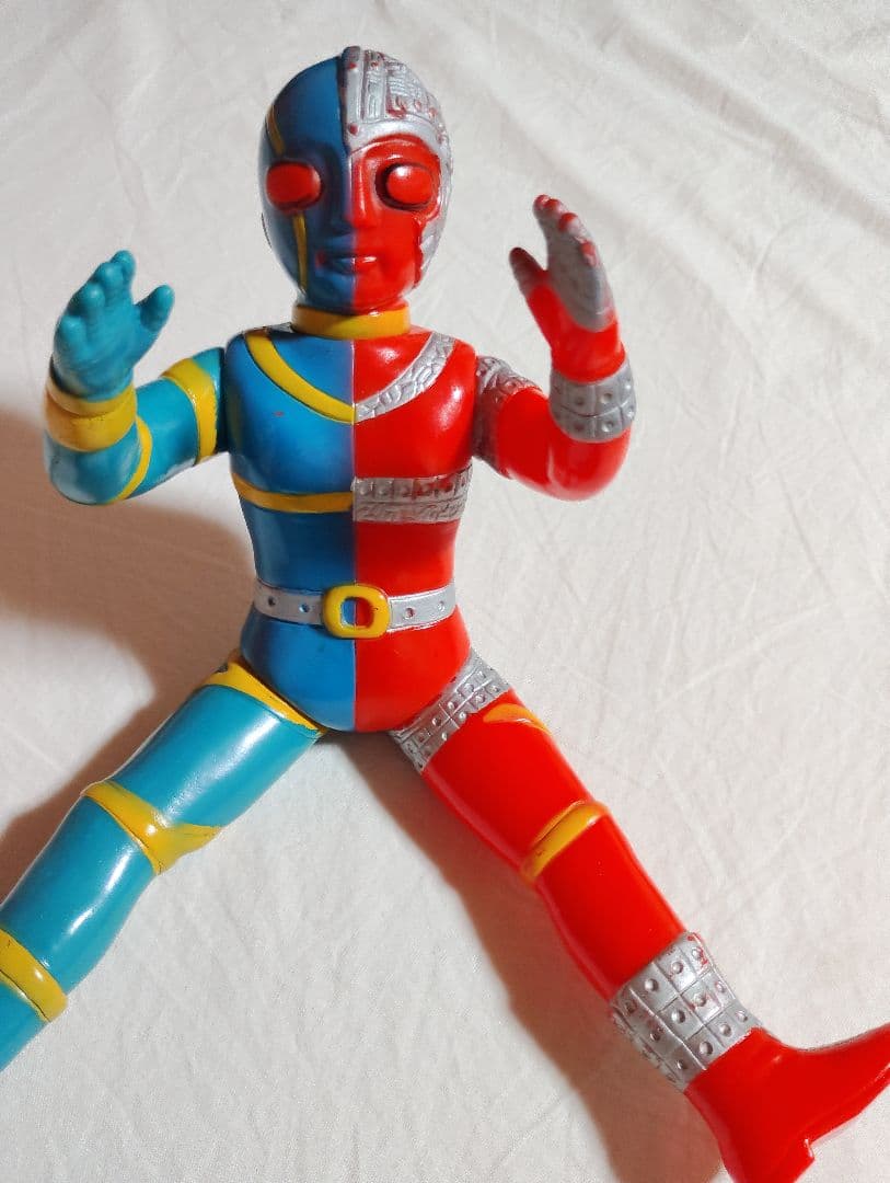 キカイダーソフビ　スタンダード　タカトク