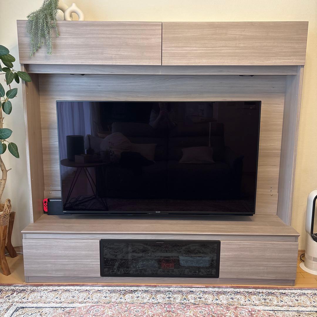 美品モダン木製テレビ台 /グレージュ/ライト付き