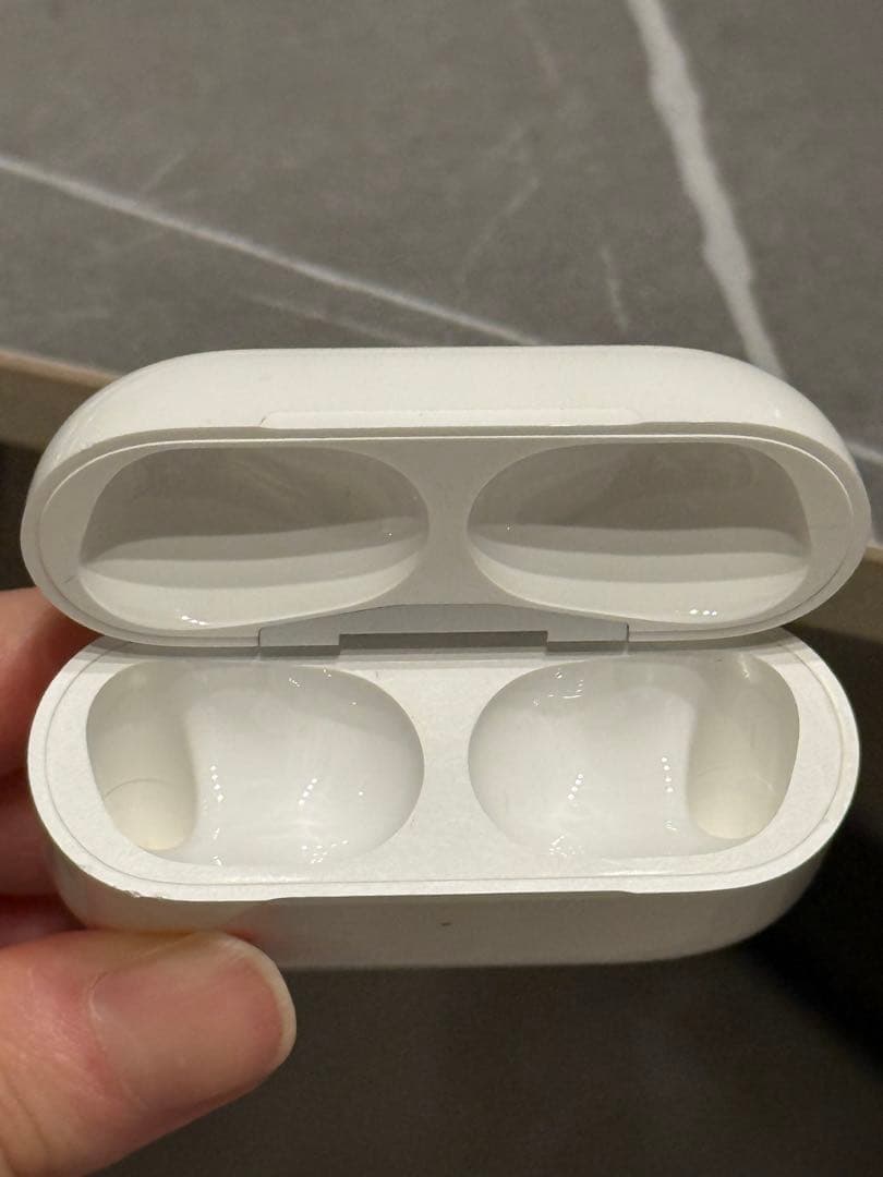 ★お値下げ AirPods Pro 本体 ホワイト 第2世代