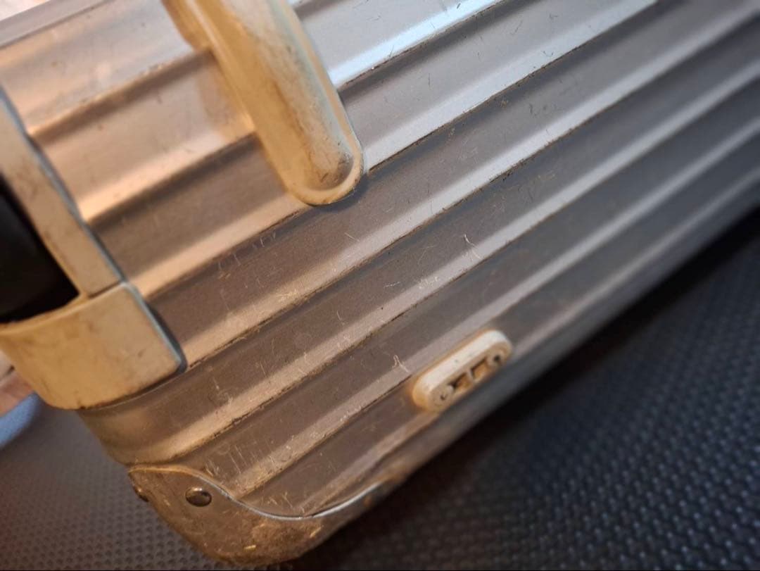 リモワ　トパーズ　パイロット　トロリー　2輪