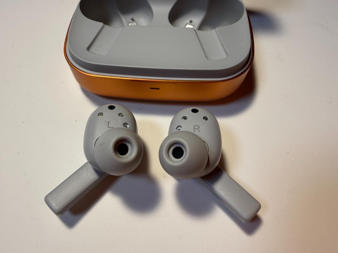 ★ほぼ新品！Beoplay Eleven,バング＆オルフセン,77900円