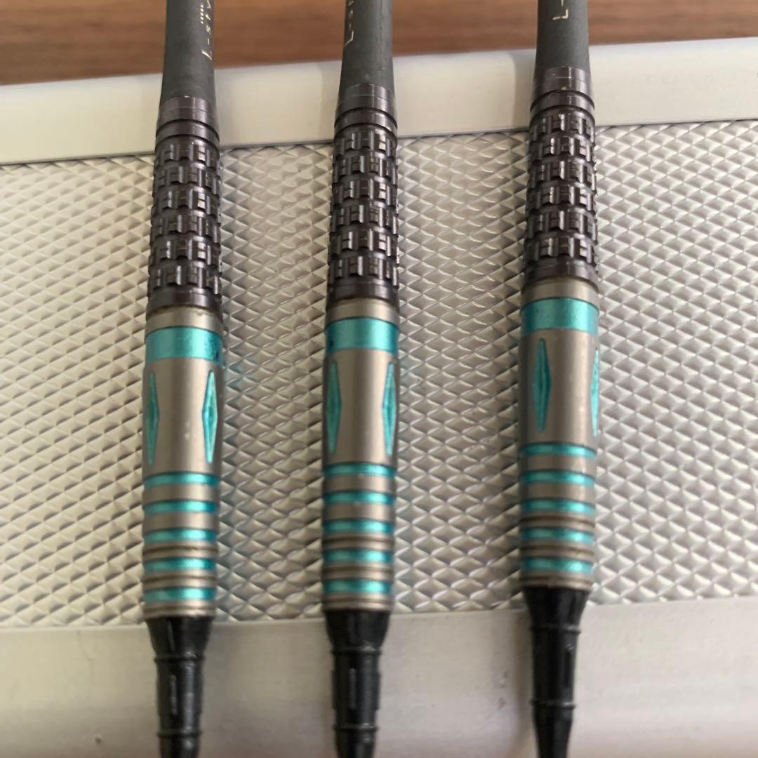 鈴木未来モデルジェダイト、カーボンシャフト、フライト、ケースセット