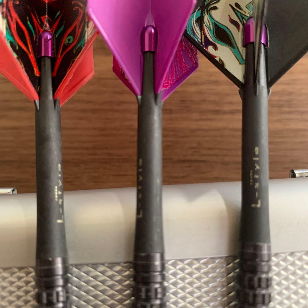 鈴木未来モデルジェダイト、カーボンシャフト、フライト、ケースセット