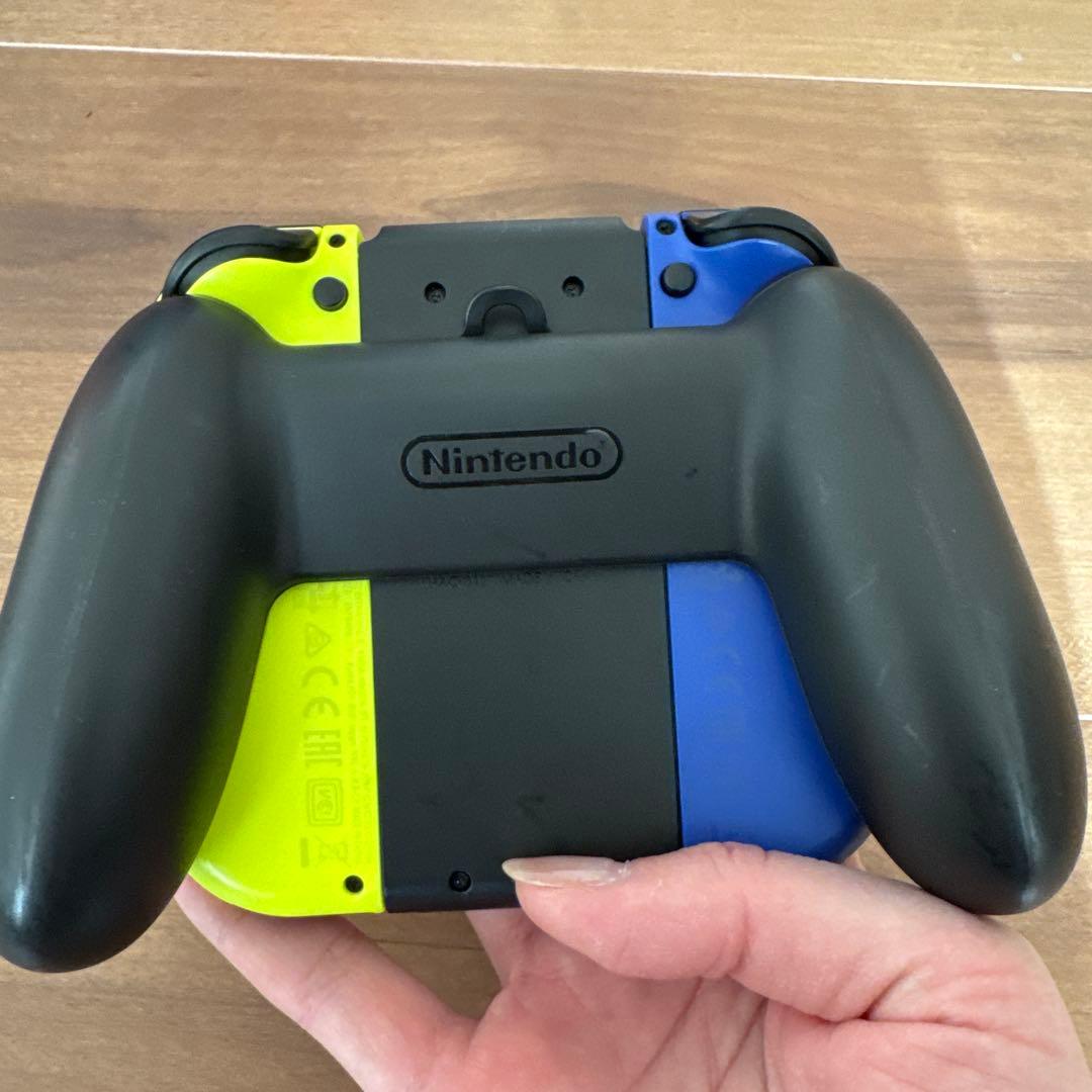 な*し様 ⭐︎美品⭐︎本体箱付SWITCH Joy-Conおまけ付