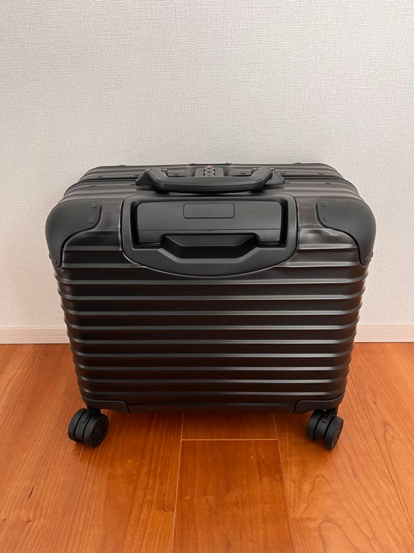 ORIGINAL コンパクト RIMOWA リモワ 黒 29L