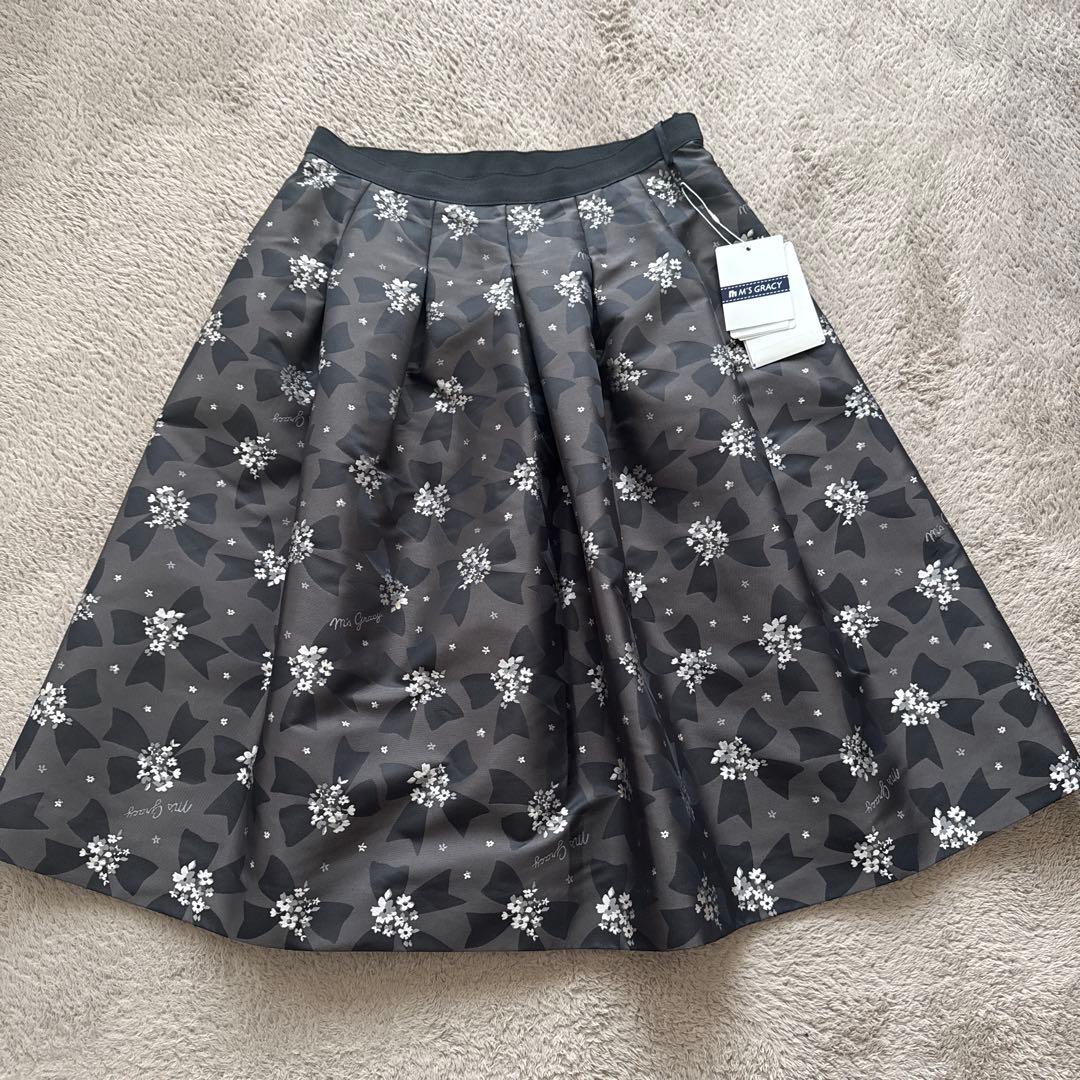 新品　エムズグレイシー　スカート　ダークグレー　40 タグ付き