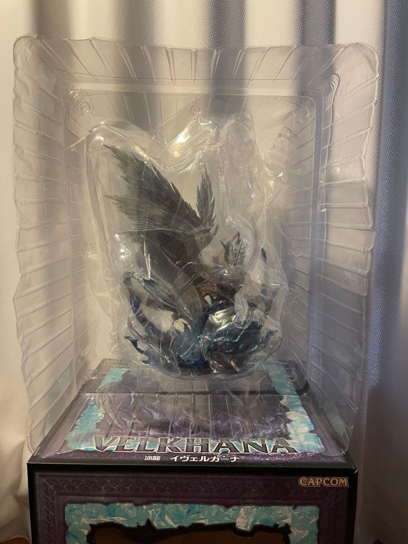 CFB クリエイターズモデル 冰龍イヴェルカーナ フィギュア