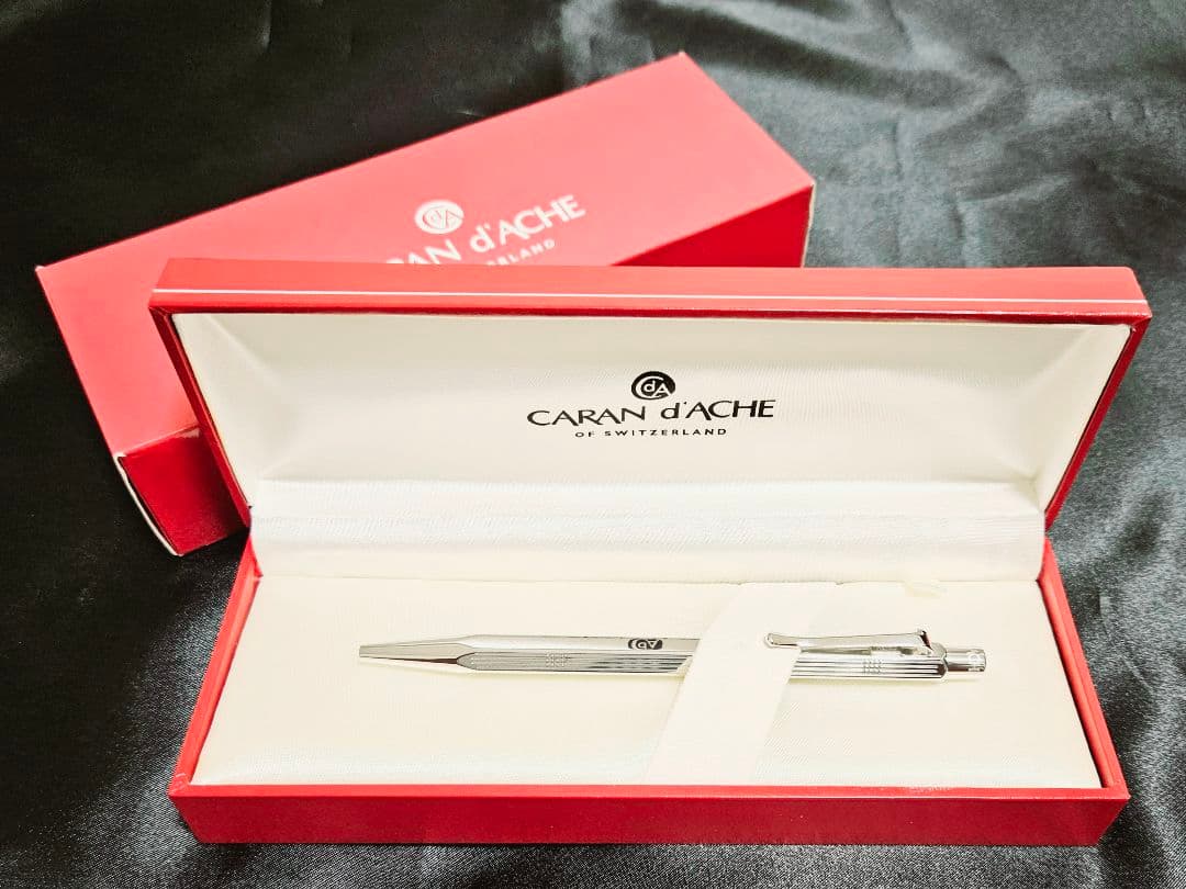 【新品未使用】カランダッシュ ボールペン シルバー