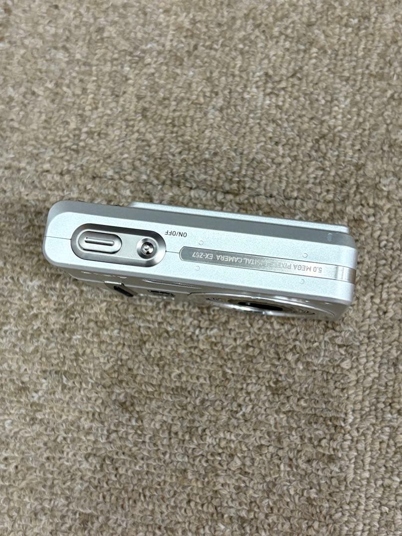 【極美品】CASIO カシオ EX-Z57 EXILIM デジタルカメラ 純正品