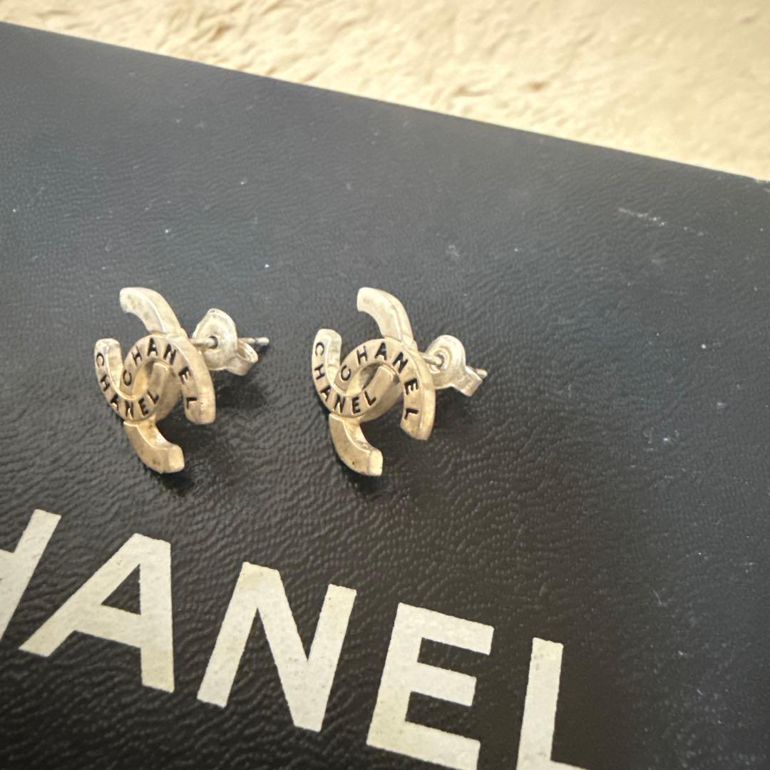 CHANEL ダブルCロゴ ピアスヴィンテージ　今週のみ値下げ‼️