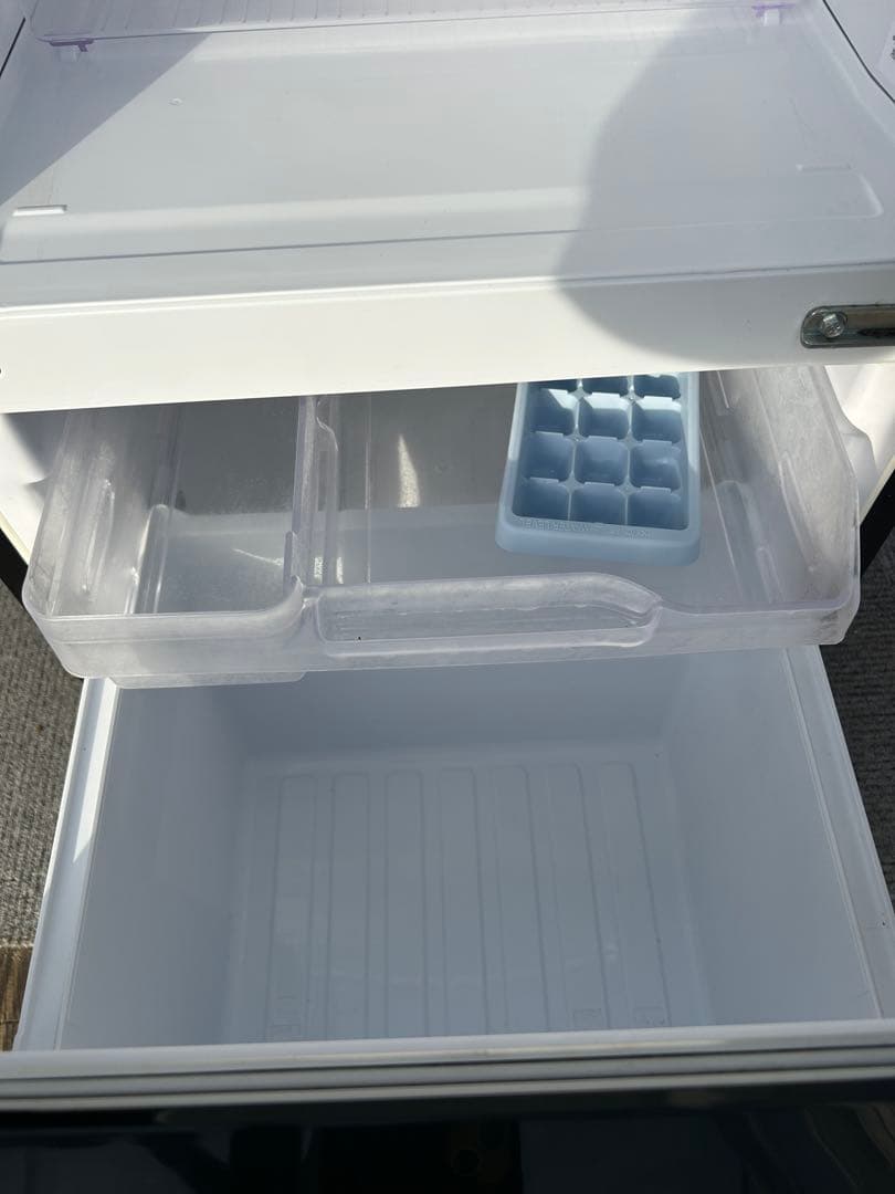 三菱電機　冷蔵庫　冷凍庫　2ドア　146L 黒色