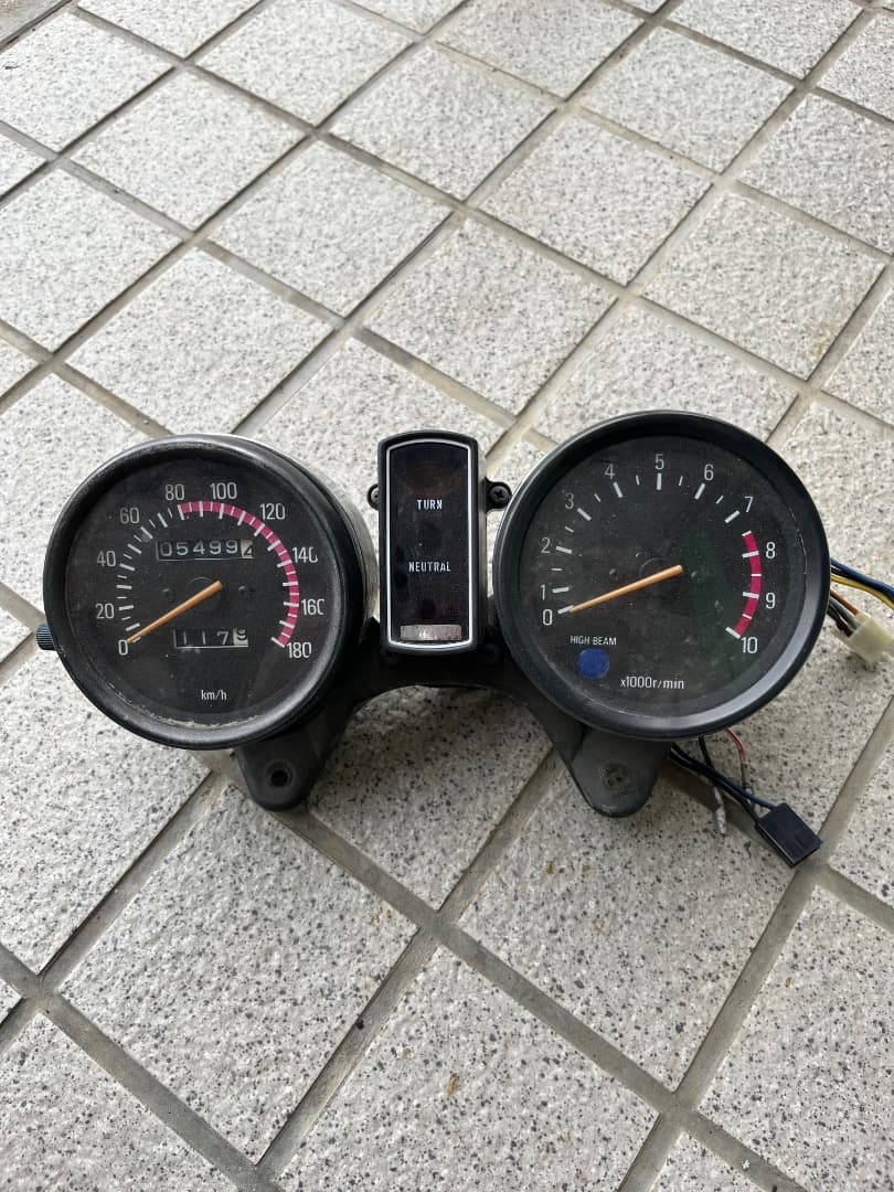 XS650スペシャル純正メーター　タコ&スピード、インジケータセット
