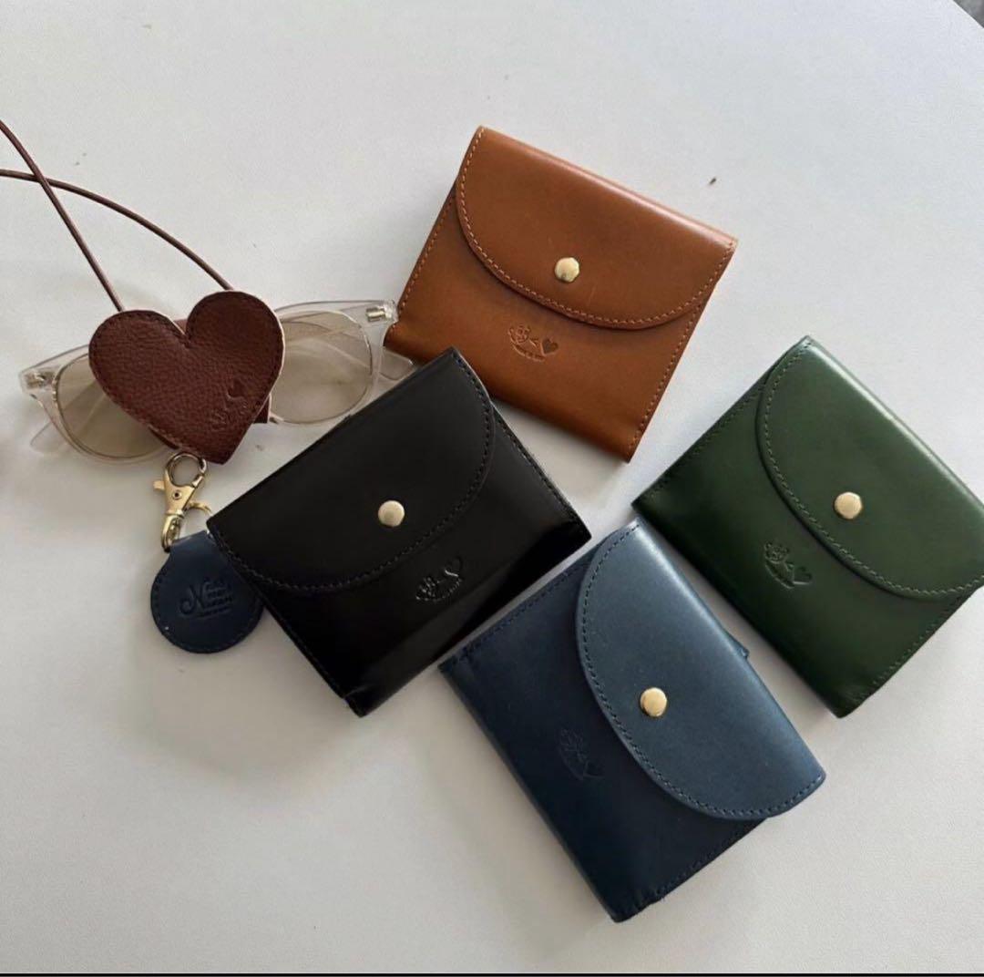 ブラウン】kaoyorinakami レザーウォレット カオナカ