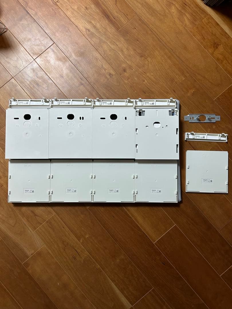 Panasonic パナソニック　コンパクトスクエア　通路誘導灯　C級　防災