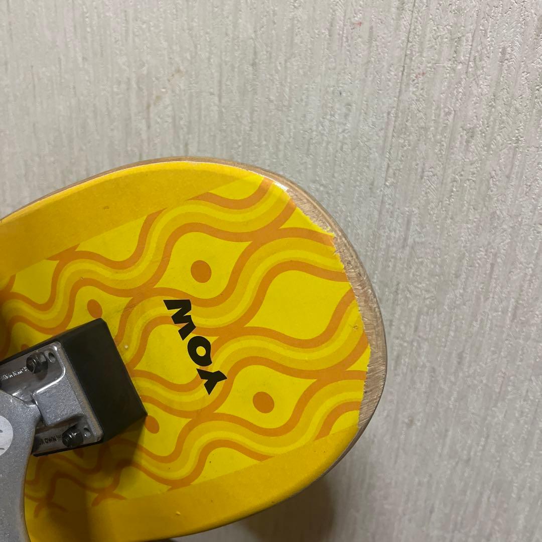 YOW イエロー 波模様 サーフスケート