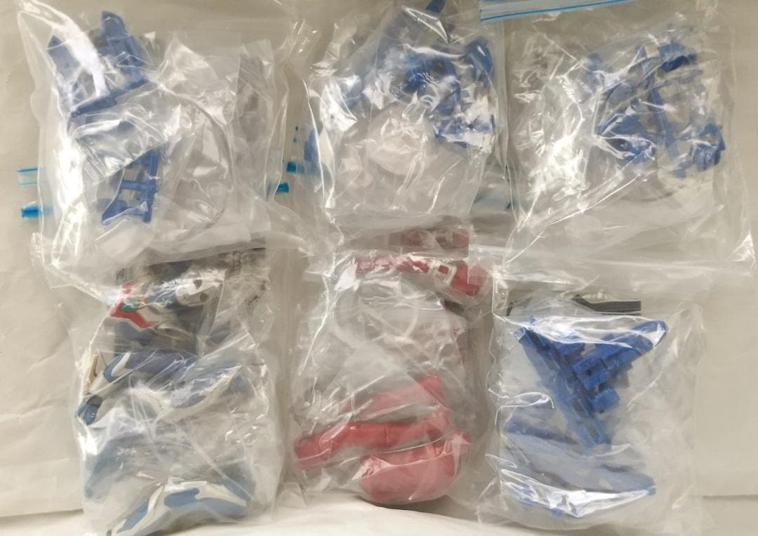 新品未開封　ヒカルナルプレミアム アルティメットルミナス ウルトラ6兄弟 セット