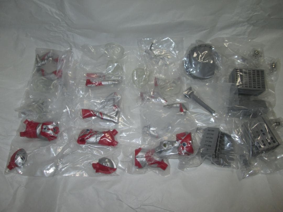 新品未開封　ヒカルナルプレミアム アルティメットルミナス ウルトラ6兄弟 セット